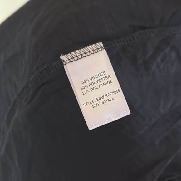 NWOT-Elan lace pool cover up Size: Small - Picture 11 of 11